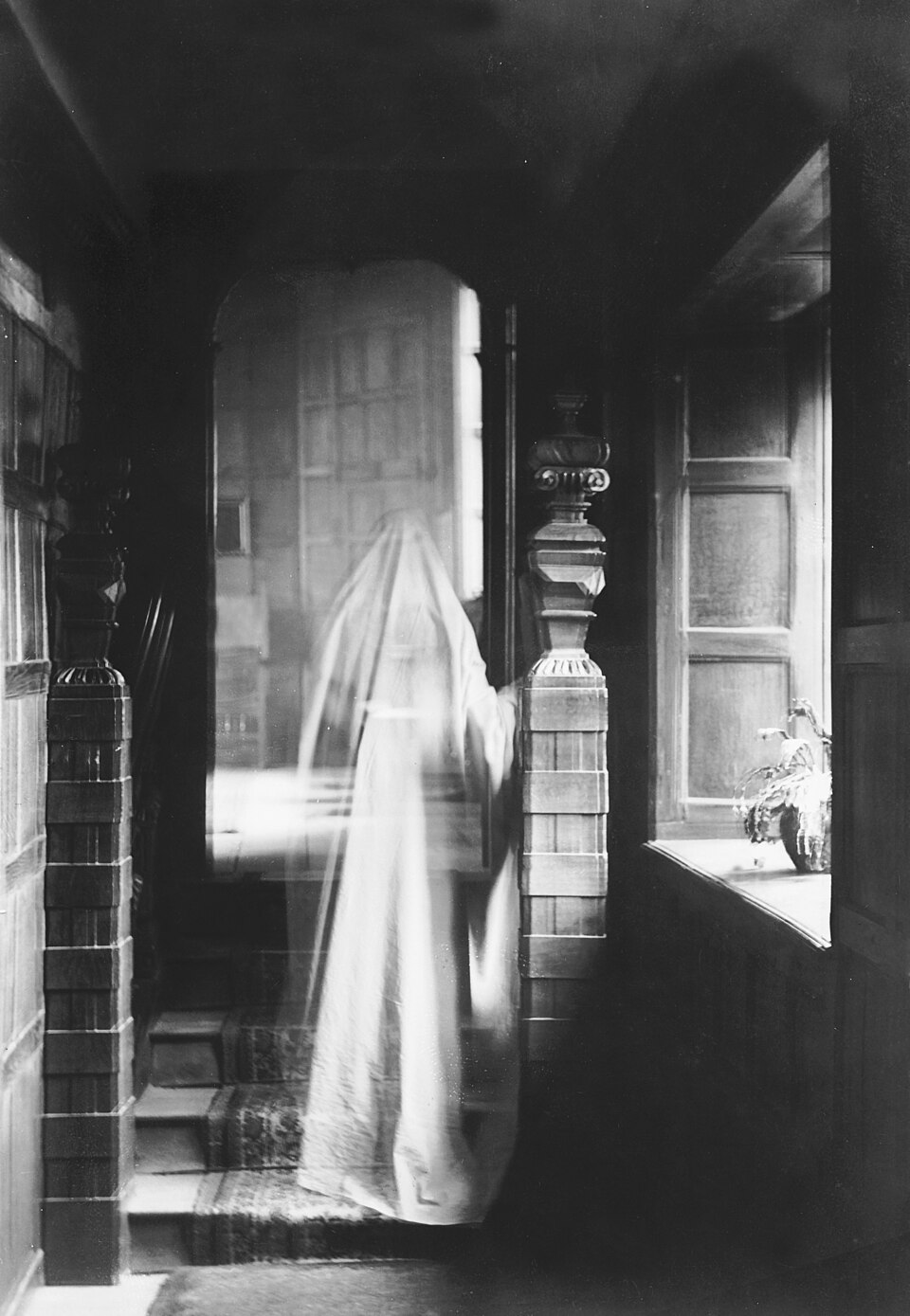Raffigurazione immaginaria del fantasma della Monachella del Teatro Massimo di Palermo